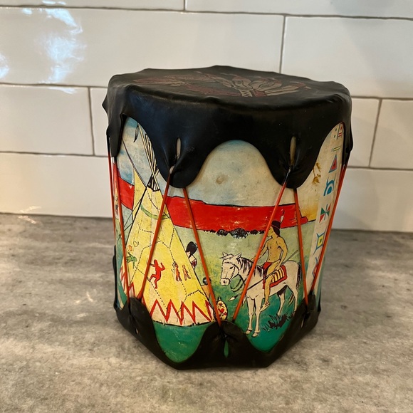 Vintage Handcrafted Native American Style Toy  Drum - Black, Red, Green - Picture 1 of 3